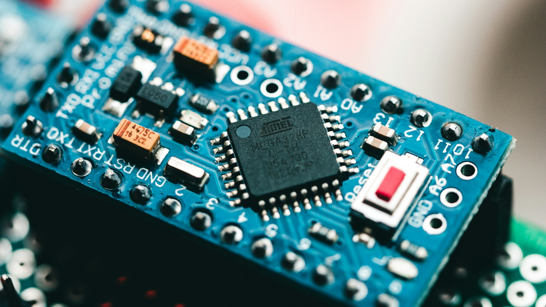 Hardware Architecture & PCB Design